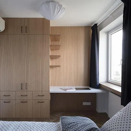 Niesamowity Widok Varsovie